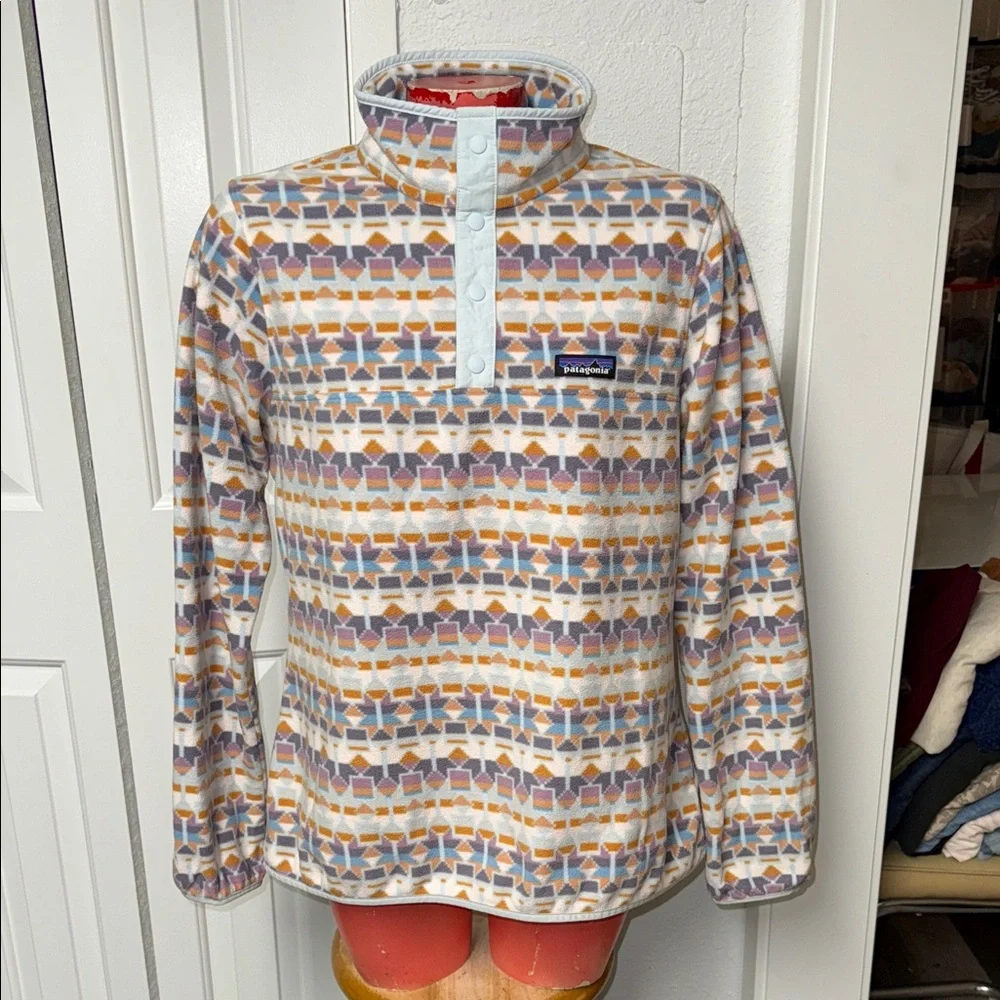 Patagonia Women's Pullover Fleece Sweater in Multi-Color Geometric